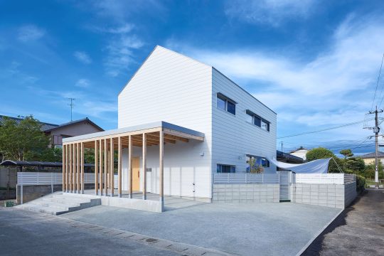 出水の家
